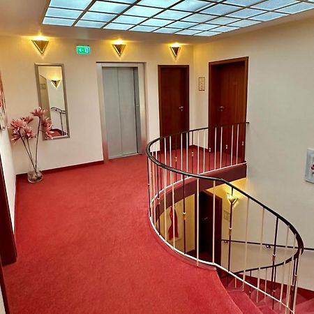 Hotel Imperial Krefeld Kültér fotó