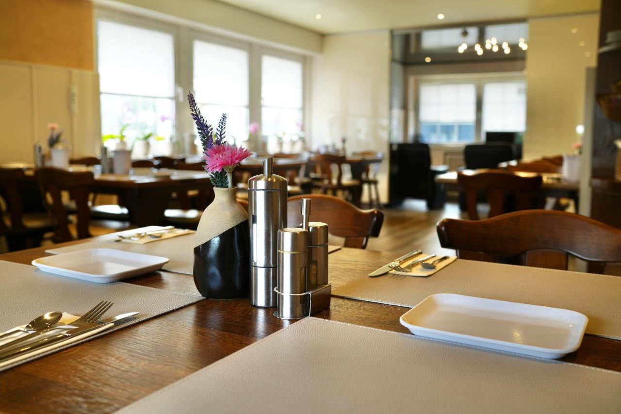 Hotel Imperial Krefeld Kültér fotó