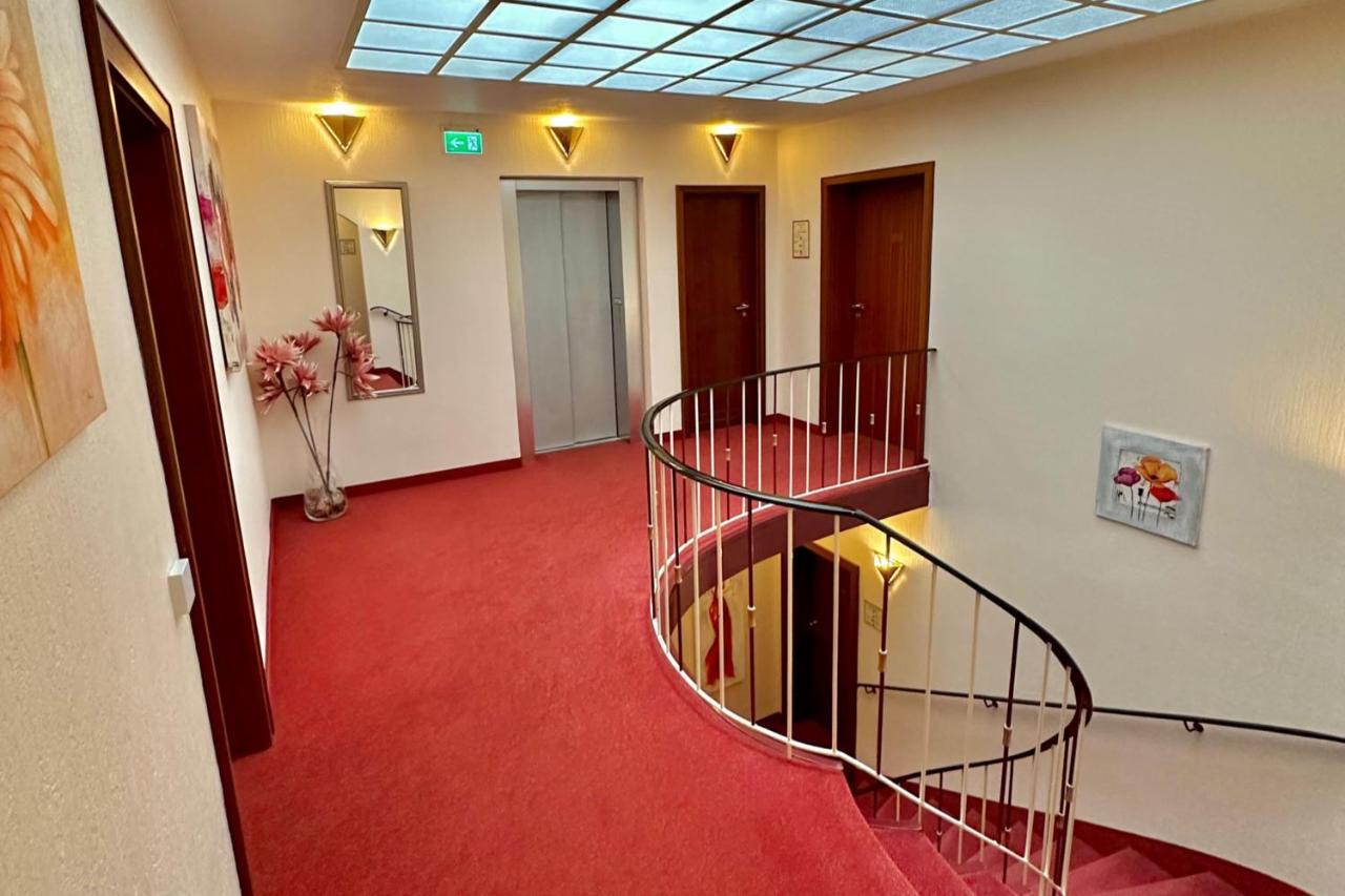 Hotel Imperial Krefeld Kültér fotó