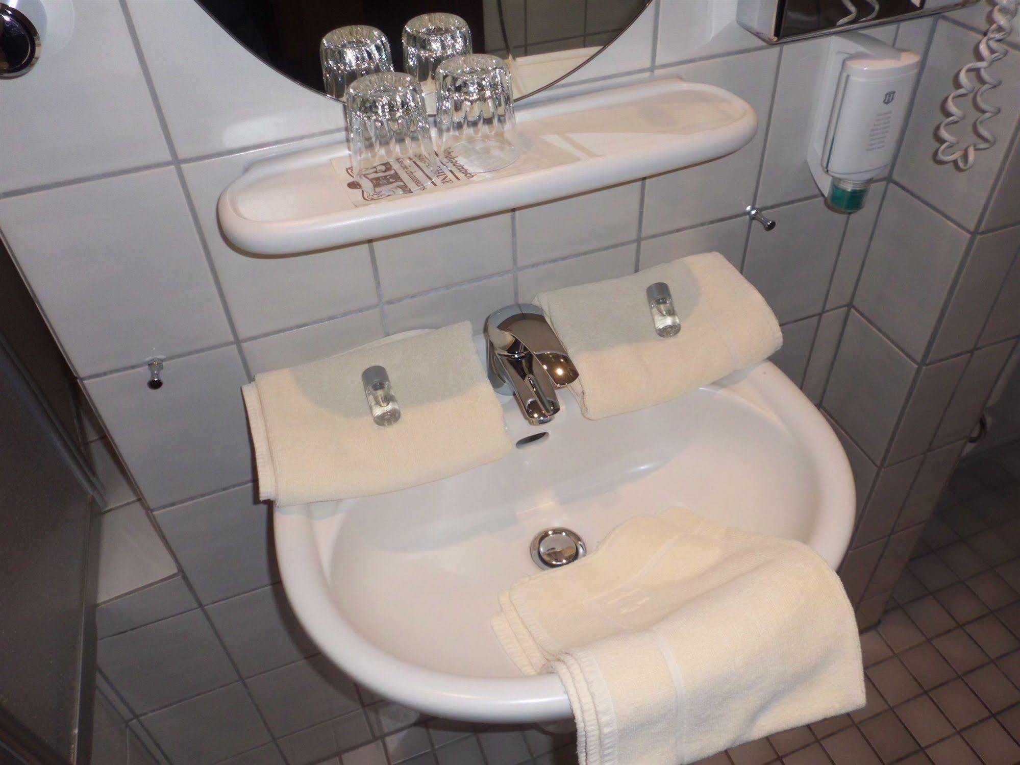 Hotel Imperial Krefeld Kültér fotó